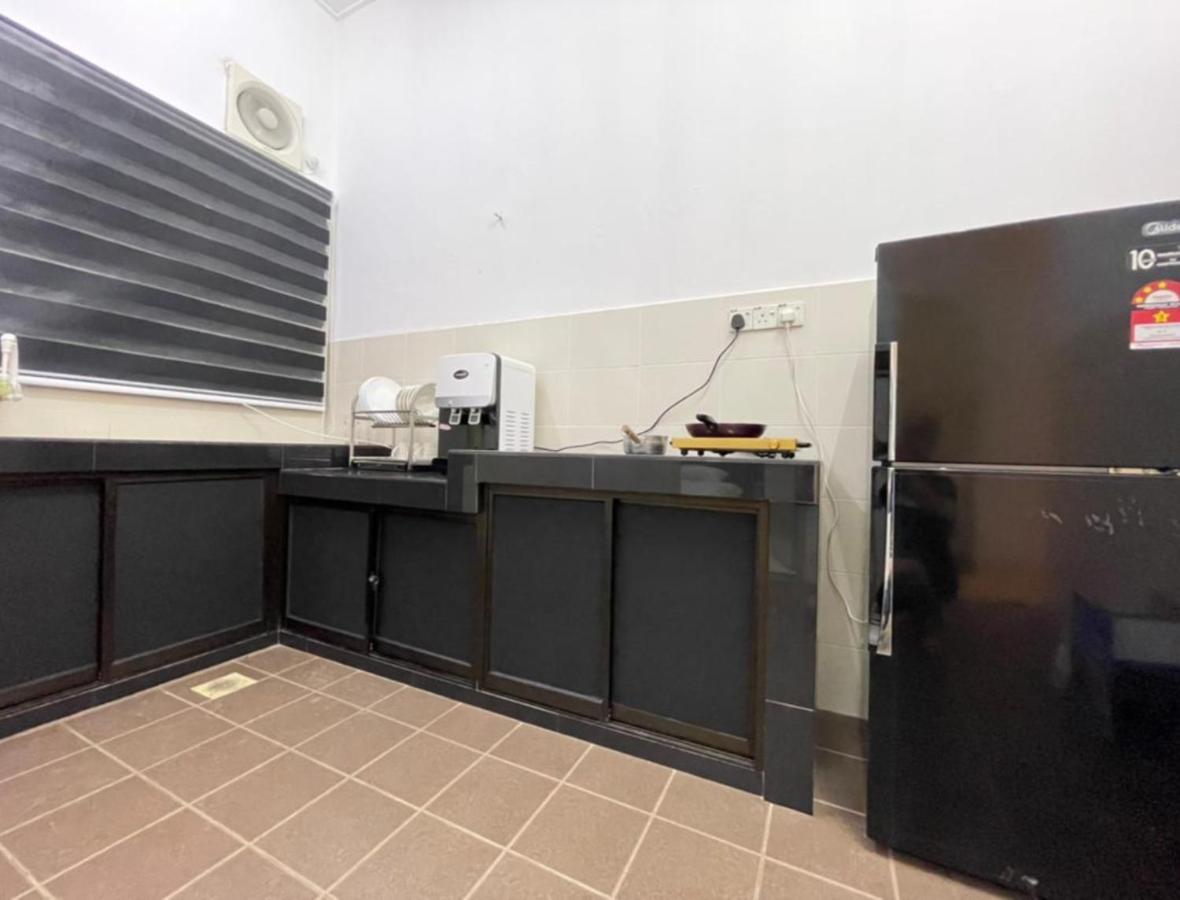 Demuji 4Br 10Pax 3Min To Ecm Kcm, Ps4 Villa Kuantan Buitenkant foto
