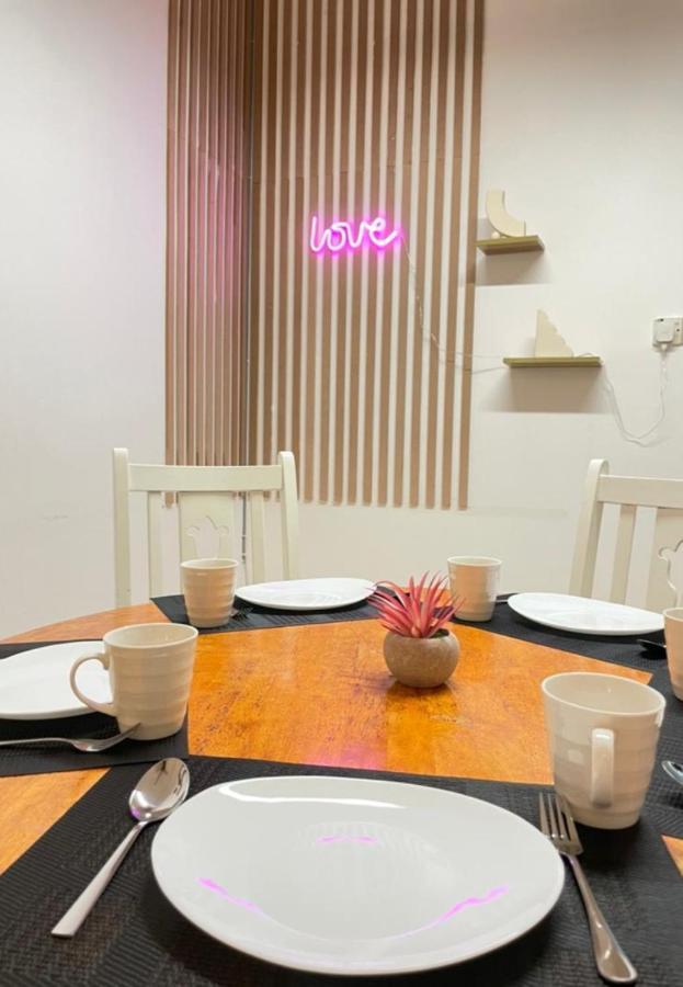 Demuji 4Br 10Pax 3Min To Ecm Kcm, Ps4 Villa Kuantan Buitenkant foto